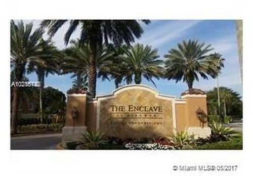 Foto del edificio - 2123 Renaissance Blvd