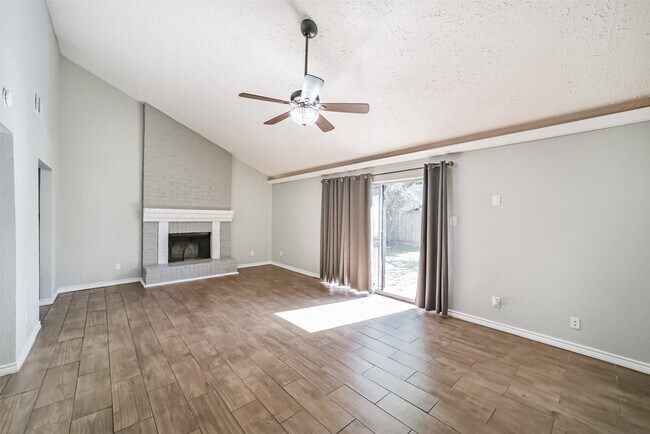 Foto del edificio - 22203 Fincastle Dr