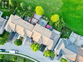 Building Photo - 77 Beavervalley Dr