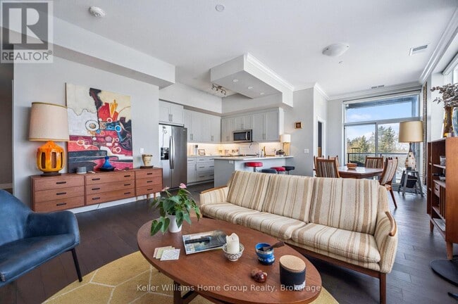 Photo du bâtiment - 1878 Gordon St