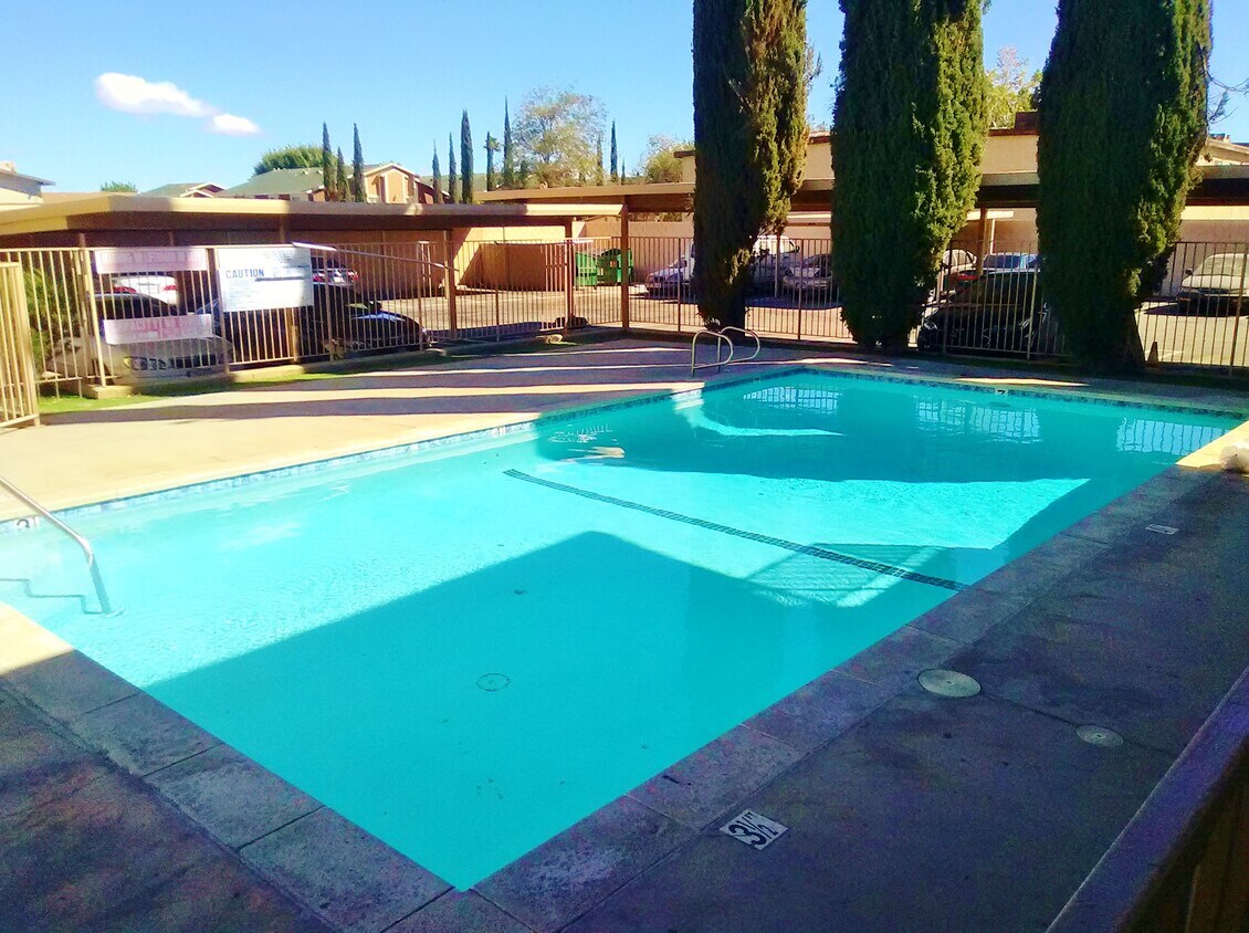 Foto del edificio - 38220 11th St E