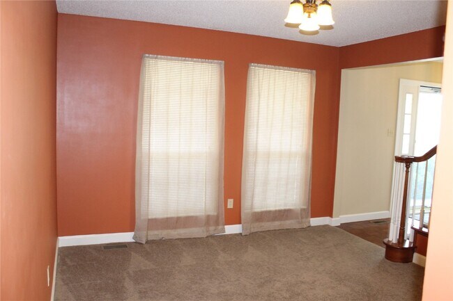Foto del edificio - 5 Bluefield Ct