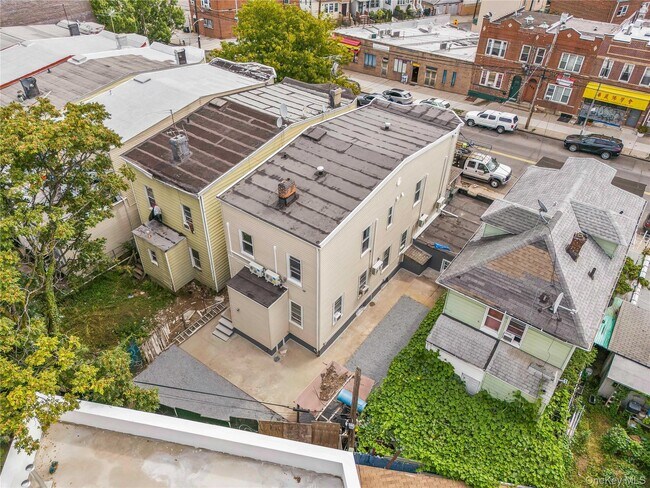 Foto del edificio - 96-29 Corona Ave.