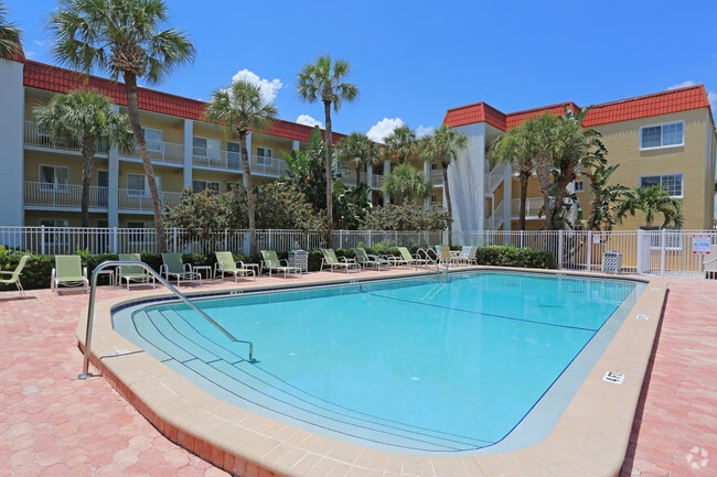 Exterior - Snell Isle