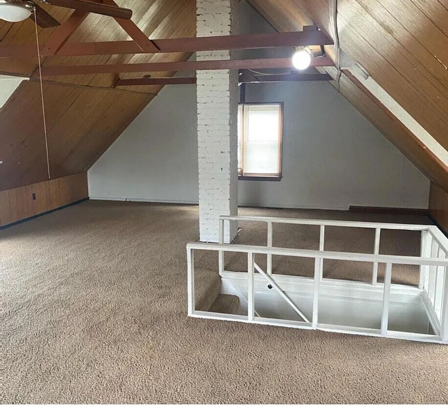 Foto principal - 745 Tauromee Ave