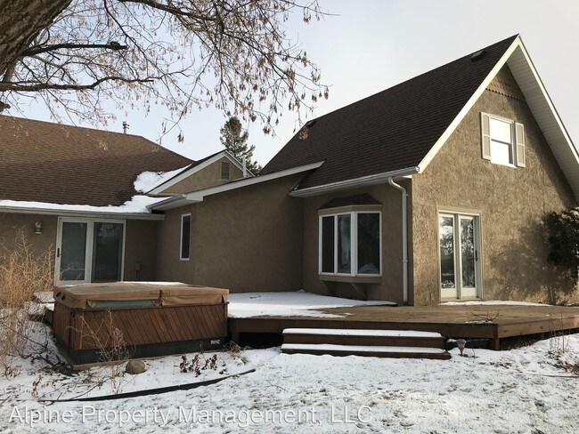 Building Photo - 4 br, 2 bath House - 335 Vernon Dr.