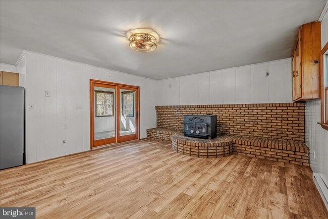 Foto del edificio - 438 Gloyd Ln