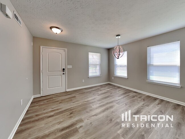 Foto del edificio - 214 Longleaf Ln