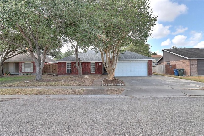 Building Photo - 6405 Clairfield - 3/bed 2/bath - $1795/month