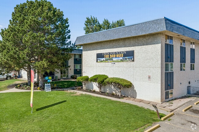 Building Photo - Twin Fountain Apartments