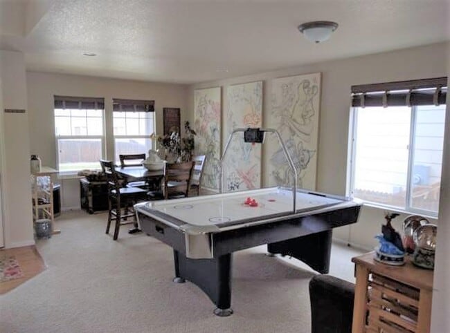 Building Photo - 6315 Golden Willow Dr