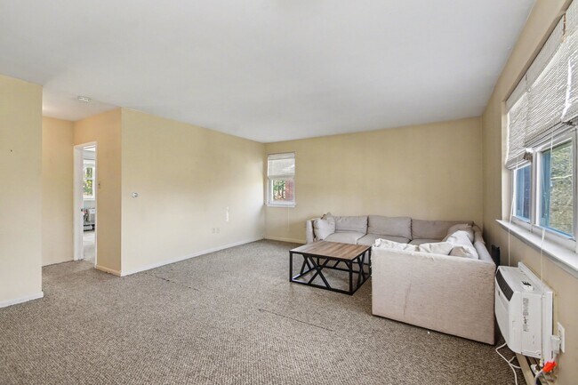 Foto del edificio - 333 Lacey Ave