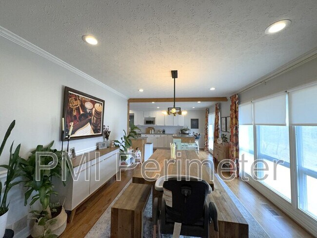 Foto del edificio - 1713 Lancaster Dr