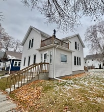 Building Photo - 1324 Bluff Ave