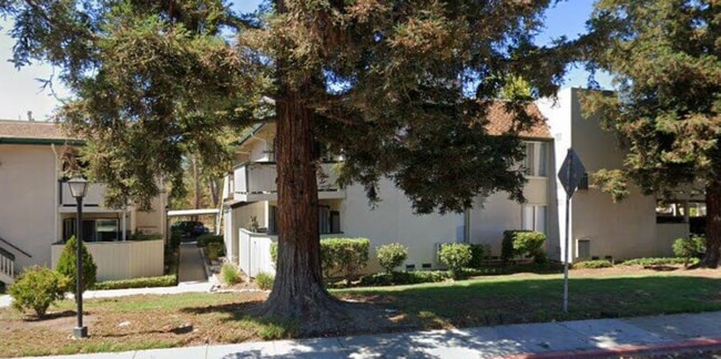 Building Photo - 5460 Concord Blvd