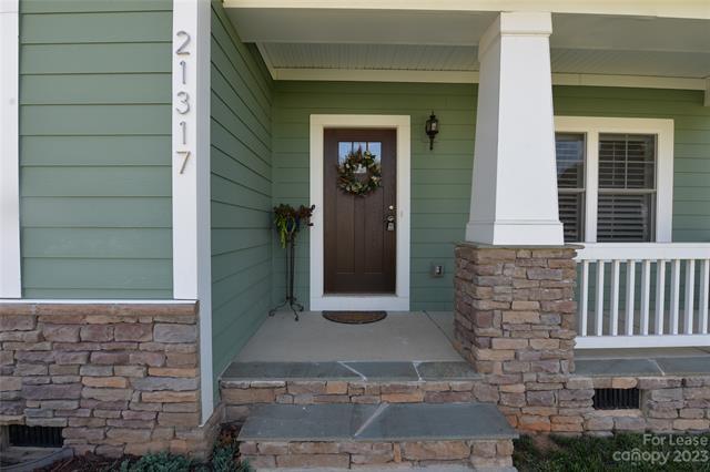 Foto del edificio - 21317 Country Club Dr