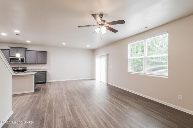 Foto del edificio - 143 Ardmore Crossing Dr
