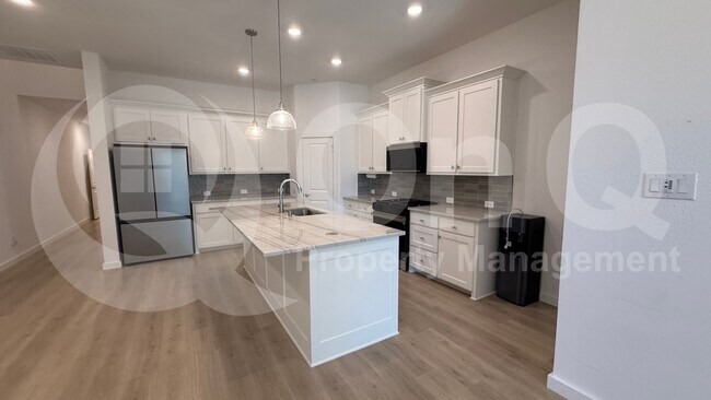 Building Photo - 2805 Concord Dr