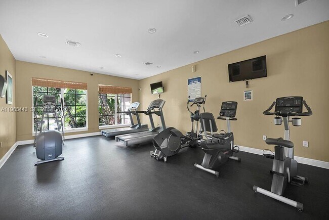 Foto del edificio - 2031 Renaissance Blvd