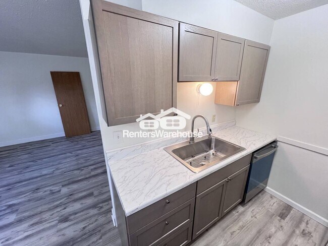 Foto del edificio - 2500 36th Ave S