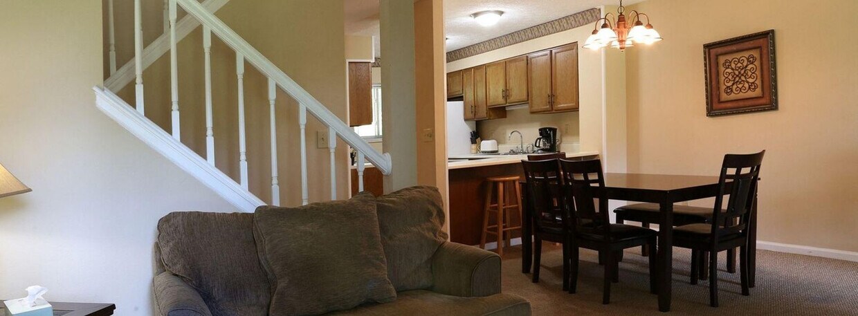 Primary Photo - 150 Lakeview Dr