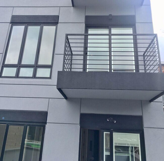 Foto del edificio - 554 Court St