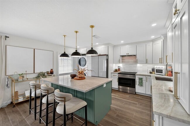 Foto del edificio - 5153 Salmon Dr SE