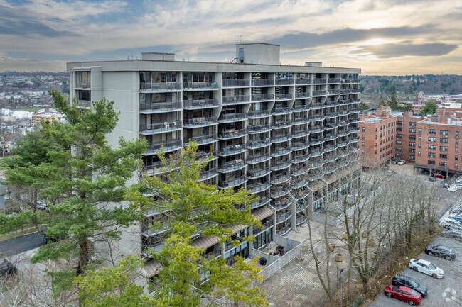 Heritage Tower Condominium