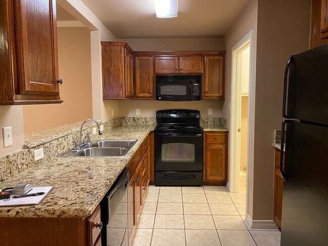 kitchen - 6916 County Road 1215