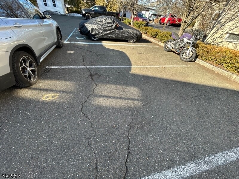 Building Photo - 228 Lincoln Ave