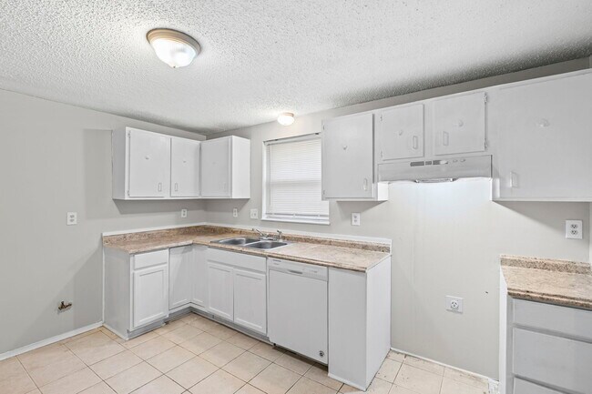 Foto del edificio - 4185 Willow Park Dr