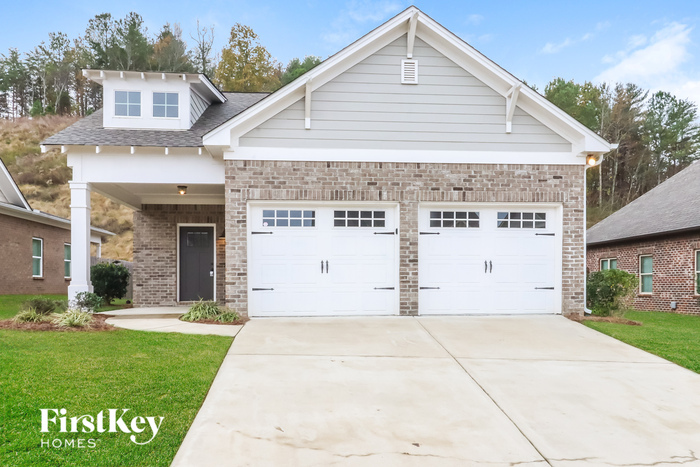 Primary Photo - 1376 Woodridge Pl