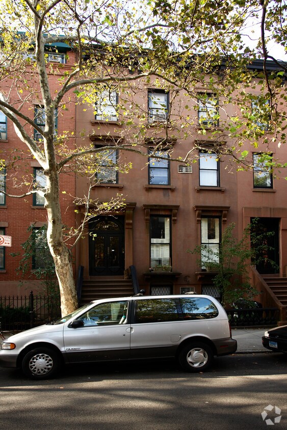 Foto del edificio - 142 Amity St