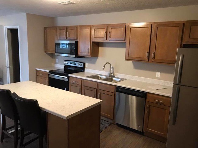 Building Photo - Talon Apartments - #1015