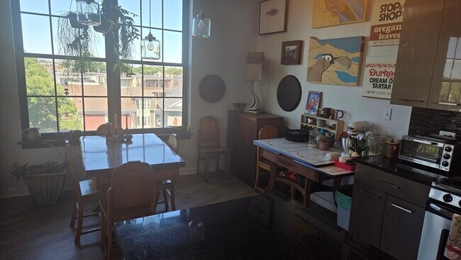 Foto del edificio - 944 Dorchester Ave