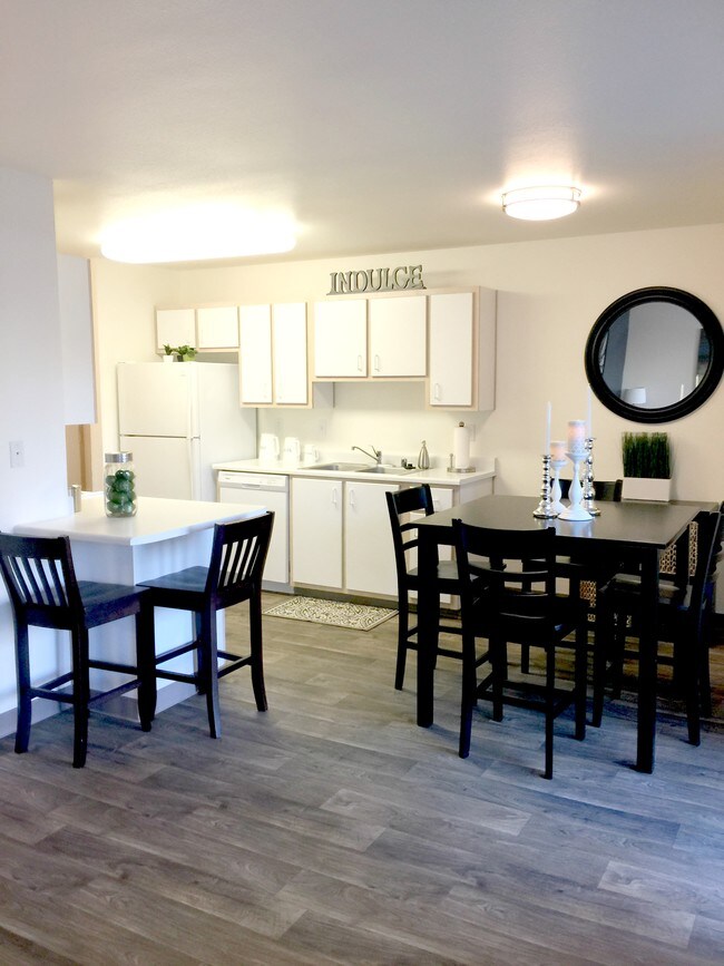 Regency Apartments Apartments in Vancouver, WA