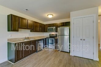 Building Photo - 91 River Stancil Dr