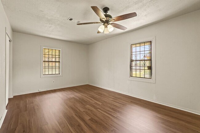 Foto del edificio - 2315 Leffingwell St