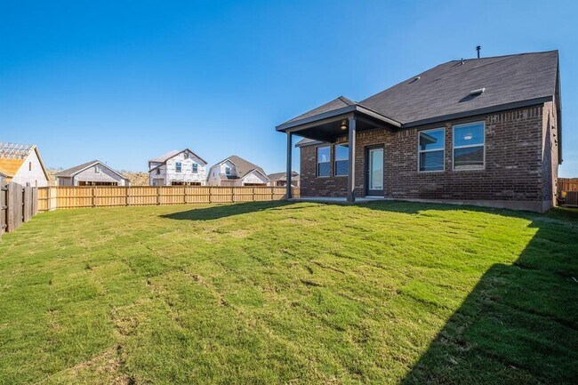 Building Photo - 108 Leatherleaf Dr