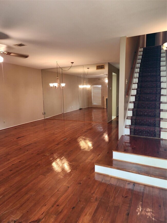 Foto del edificio - 7399 Regency Square Ct