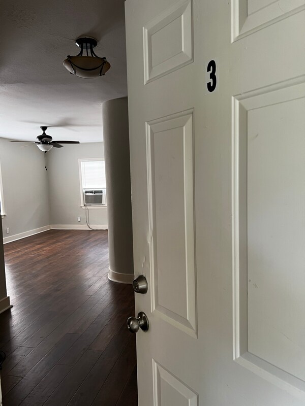 Foto del edificio - 6601 Meadowlawn St