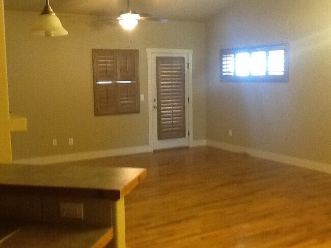Foto del edificio - 3 BEDROOM, 2.5 BATHROOM SADDLE RIDGE TWINHOME