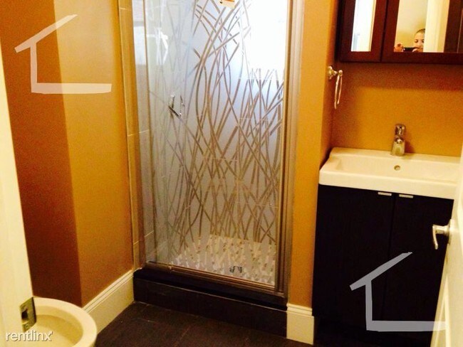 Foto del edificio - 4 br, 2 bath Condo - 17 Saint Lukes Rd Apt...