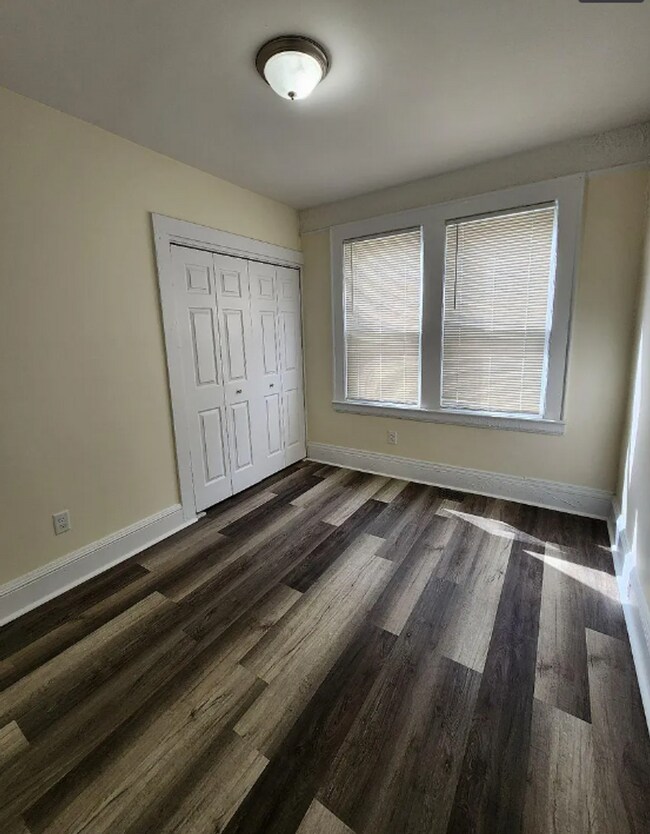 Foto del edificio - NJRA Associates LLC