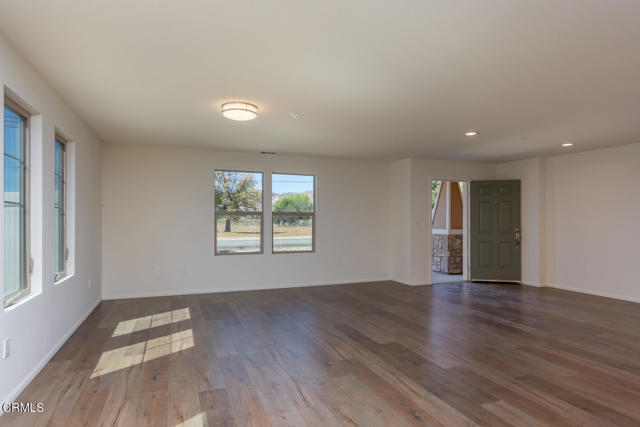 Building Photo - 4080 Aurora Way