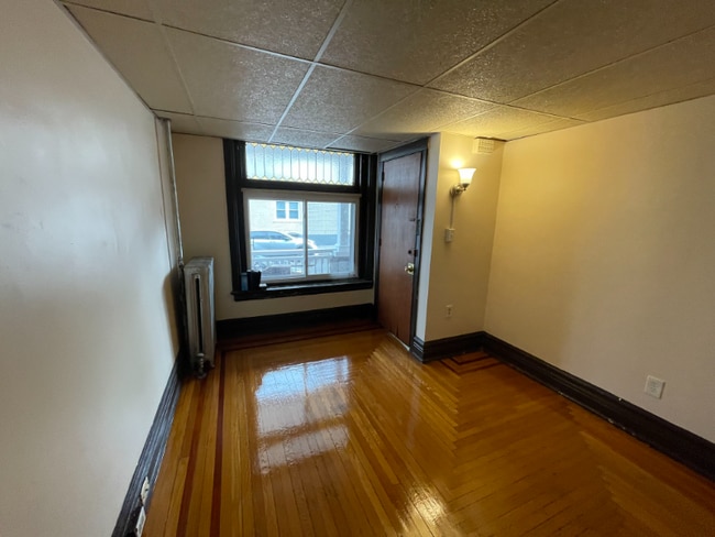 Building Photo - 134 S Franklin St