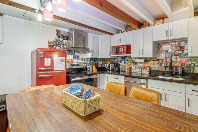 Foto del edificio - 1421 S 134th St