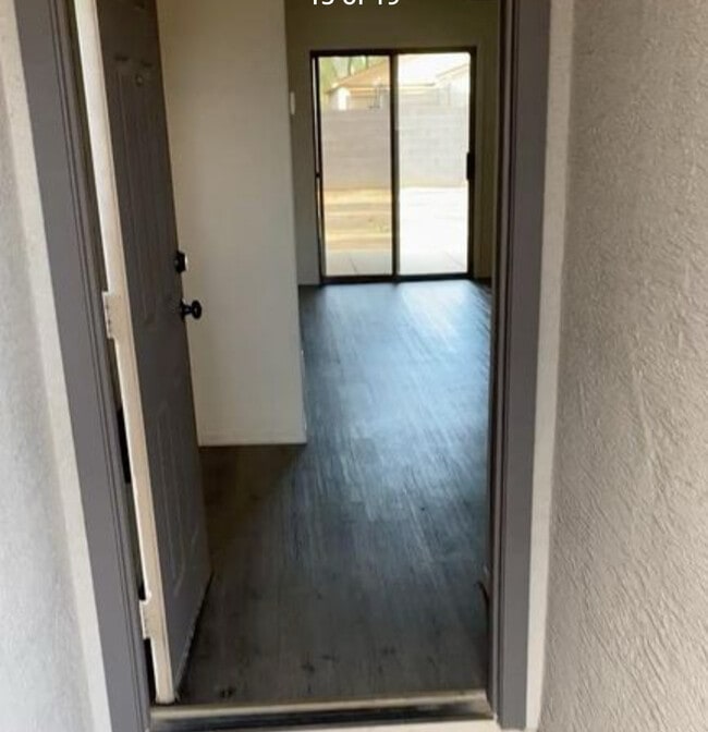 Building Photo - 1276 E Silktassel Trl