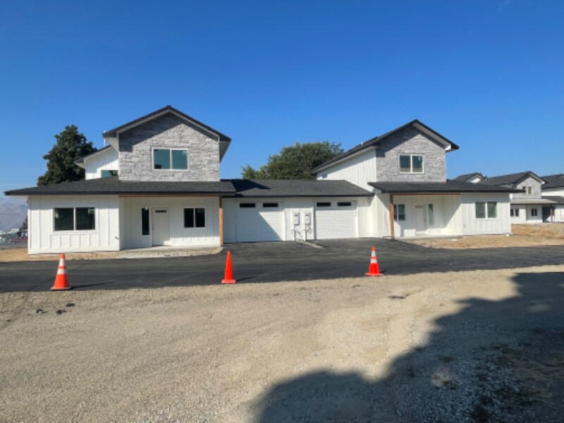 1761 Grant Rd, East Wenatchee, WA 98802 Townhouse for Rent in East Wenatchee, WA