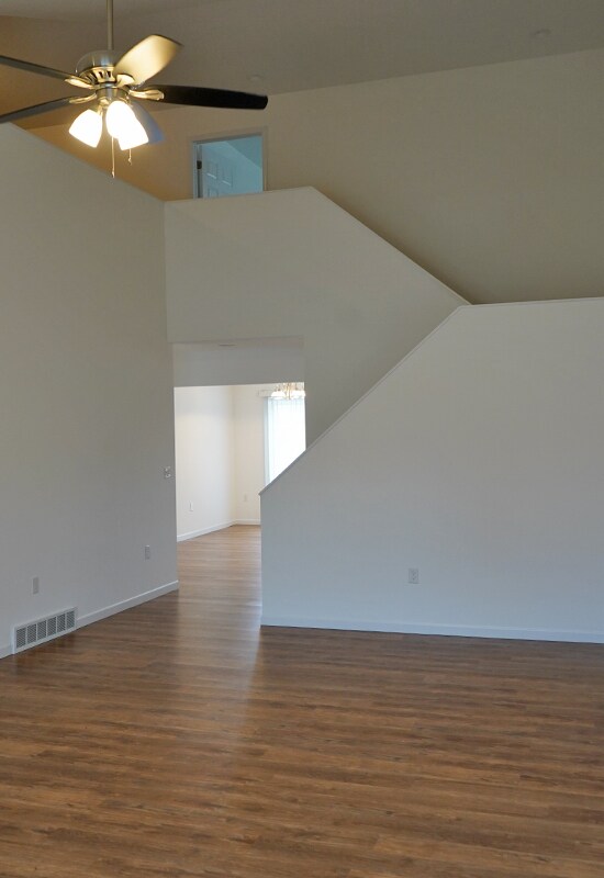 4705 Bay Rd, Saginaw, MI 48604 Townhome Rentals in Saginaw MI